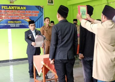 Pelantikan dan Pengambilan Sumpah Jabatan Kepala Dusun Cijati dan Cihiyeum