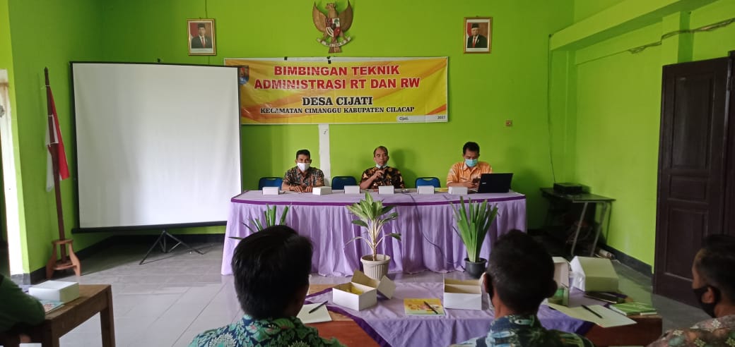 Kegiatan Bintek RT RW Desa Cijati